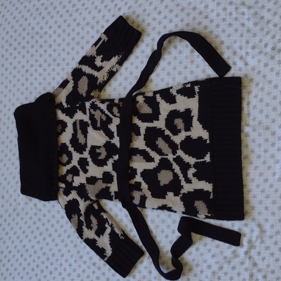 Leopard Cowl Neck Sweater Dress 🐆 - Picture 6 of 6